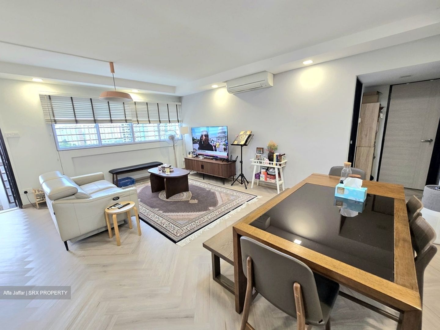 Blk 879 Tampines Spring (Tampines), HDB 4 Rooms #558830951